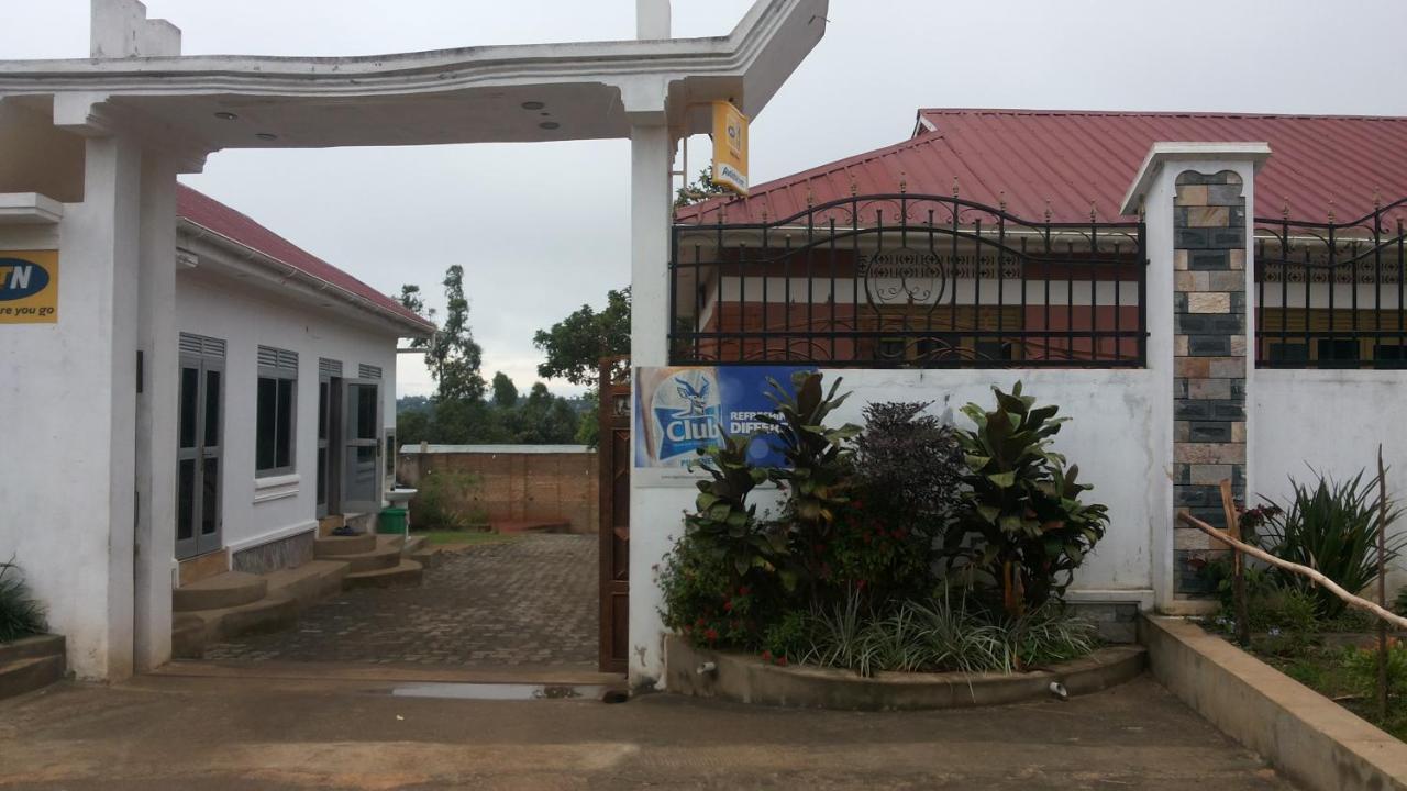 Rock Shadow Hotel Koboko Exterior photo